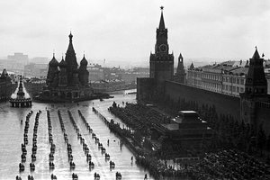 Парад победы 24 июня 1945 года: архивная фотогалерея