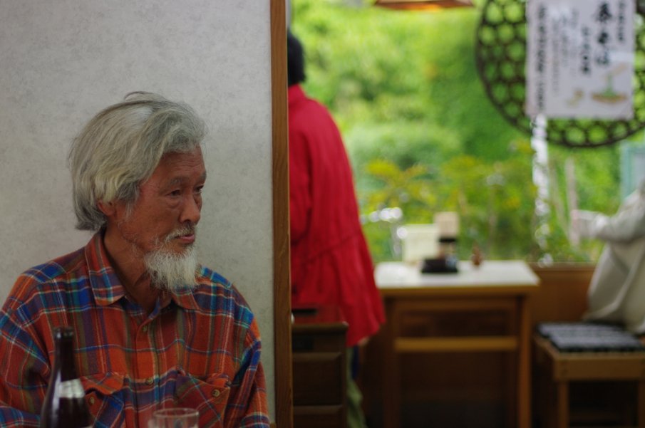 У мужчин с низким ростом обнаружили преимущество