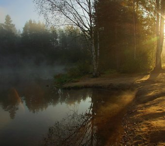 Рассвет на озере Валкиярви