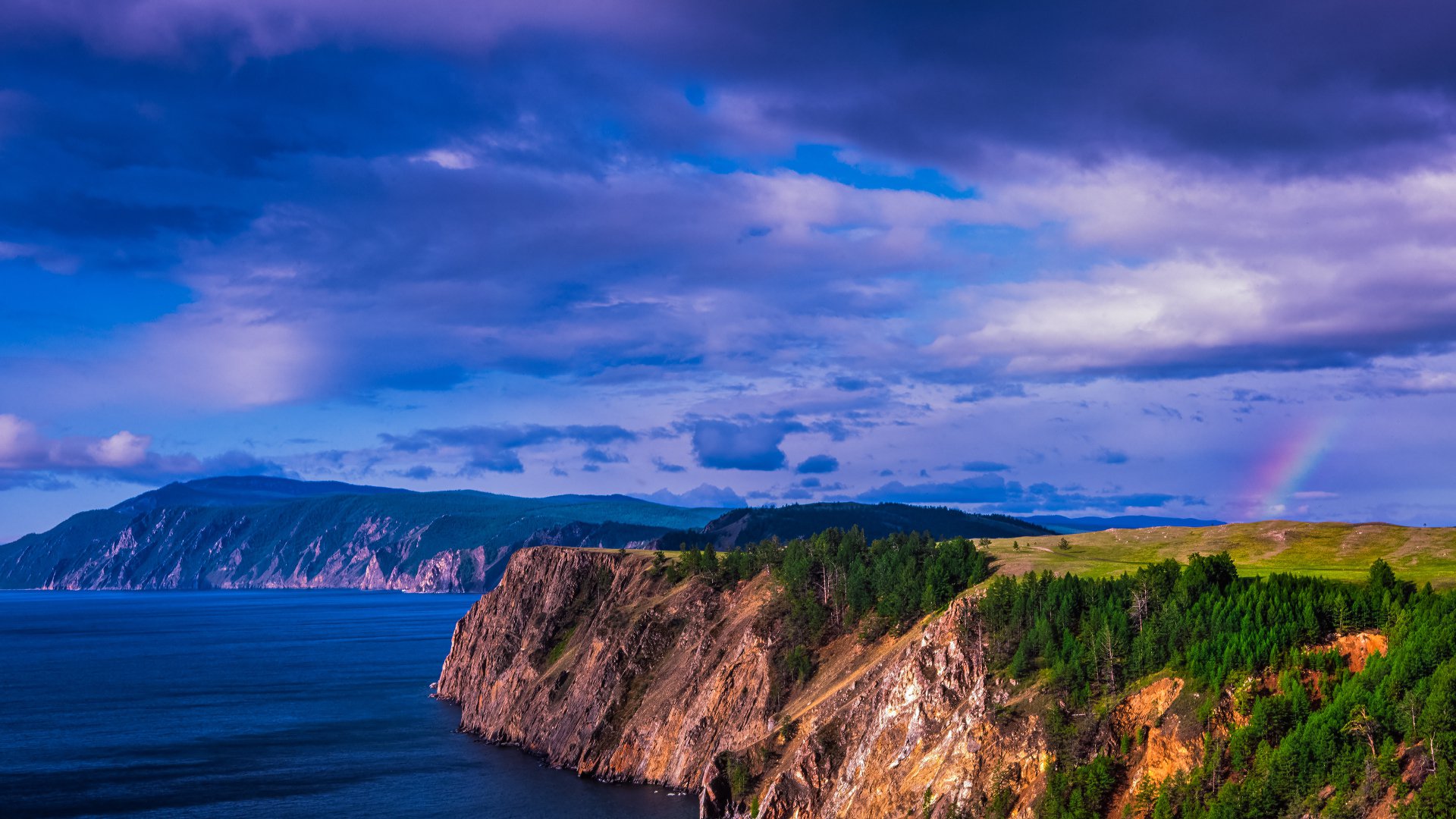 Летний Ольхон. Утро.