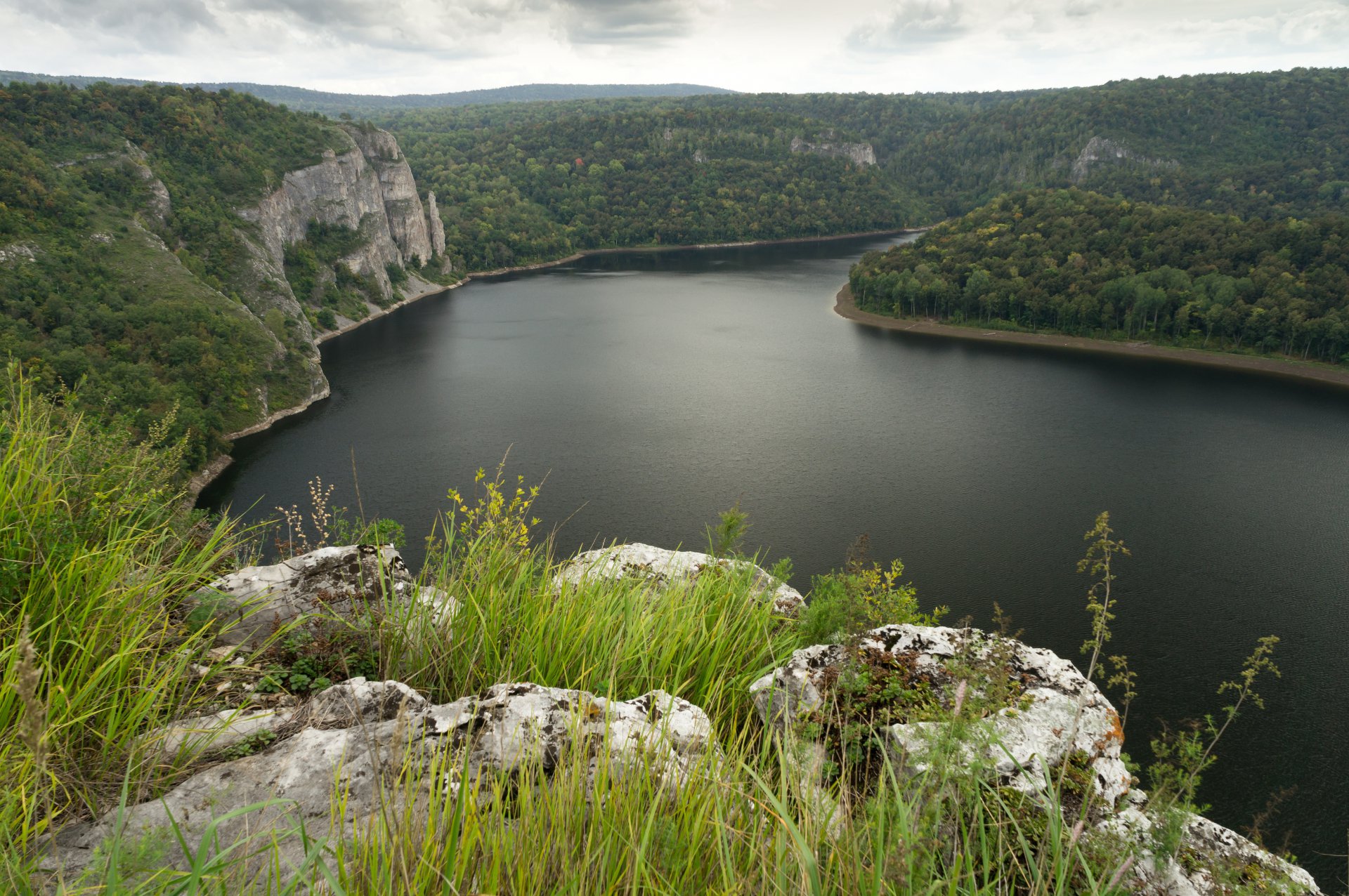 Широка река