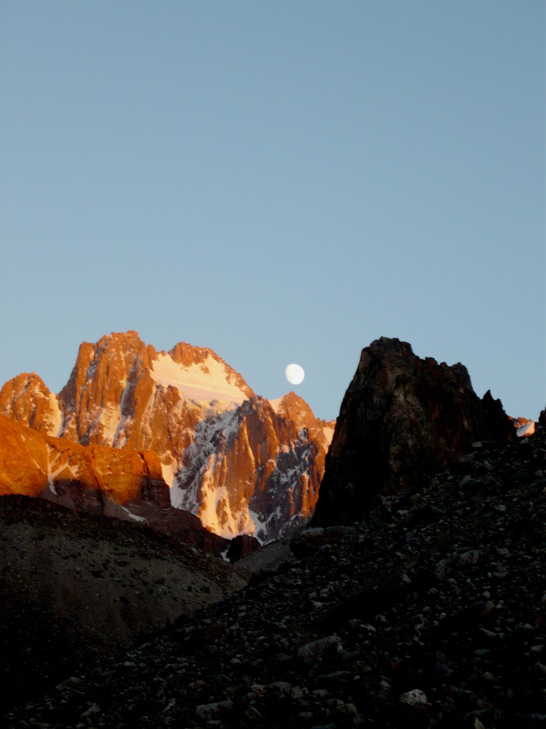 Ущелье Ала Арча, пик Корона