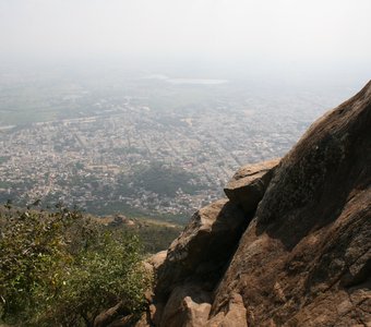 Вид с горы Аруначала, Тируванномалай, Индия