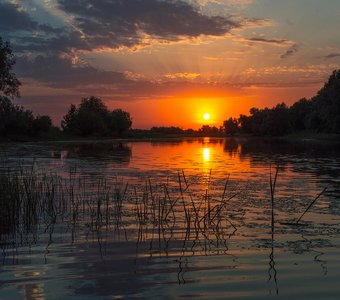 один закат не похож на другой, краски неба не бывают одинаковыми