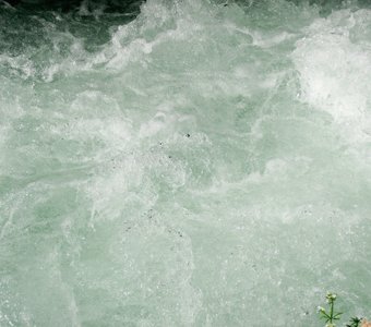 Отдохновение и прохлада - река Дан