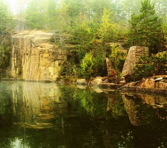 Каменное озеро