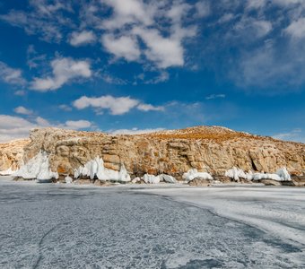 о. Ольтрек (Боракчин), Малое море, Байкал