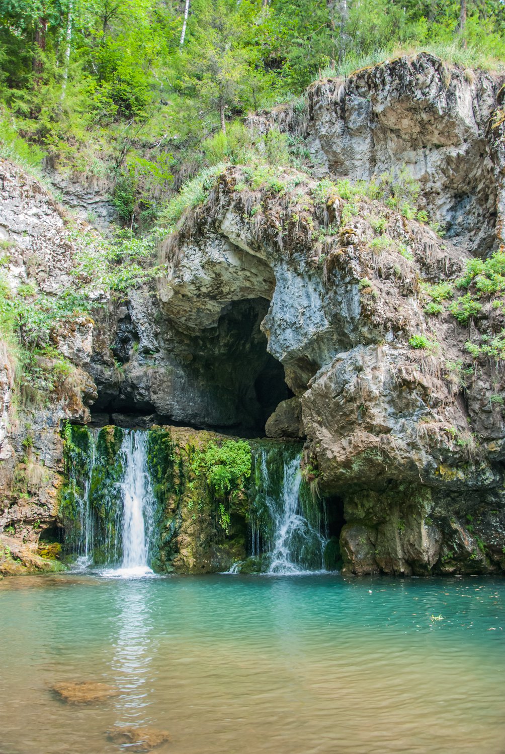 Атыш башкортостан. Водопад Атыш Белорецкий район. Атыш водопад Башкирия. Водопад Атыш, Белорецкий район. Башкортостан. Инзер Башкирия водопад.