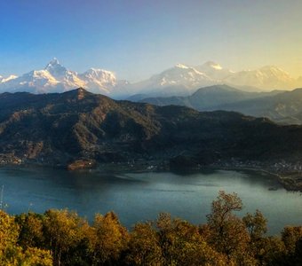 Рассвет над Покхарой. Непал