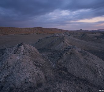 До рассвета на грязевых вулканах