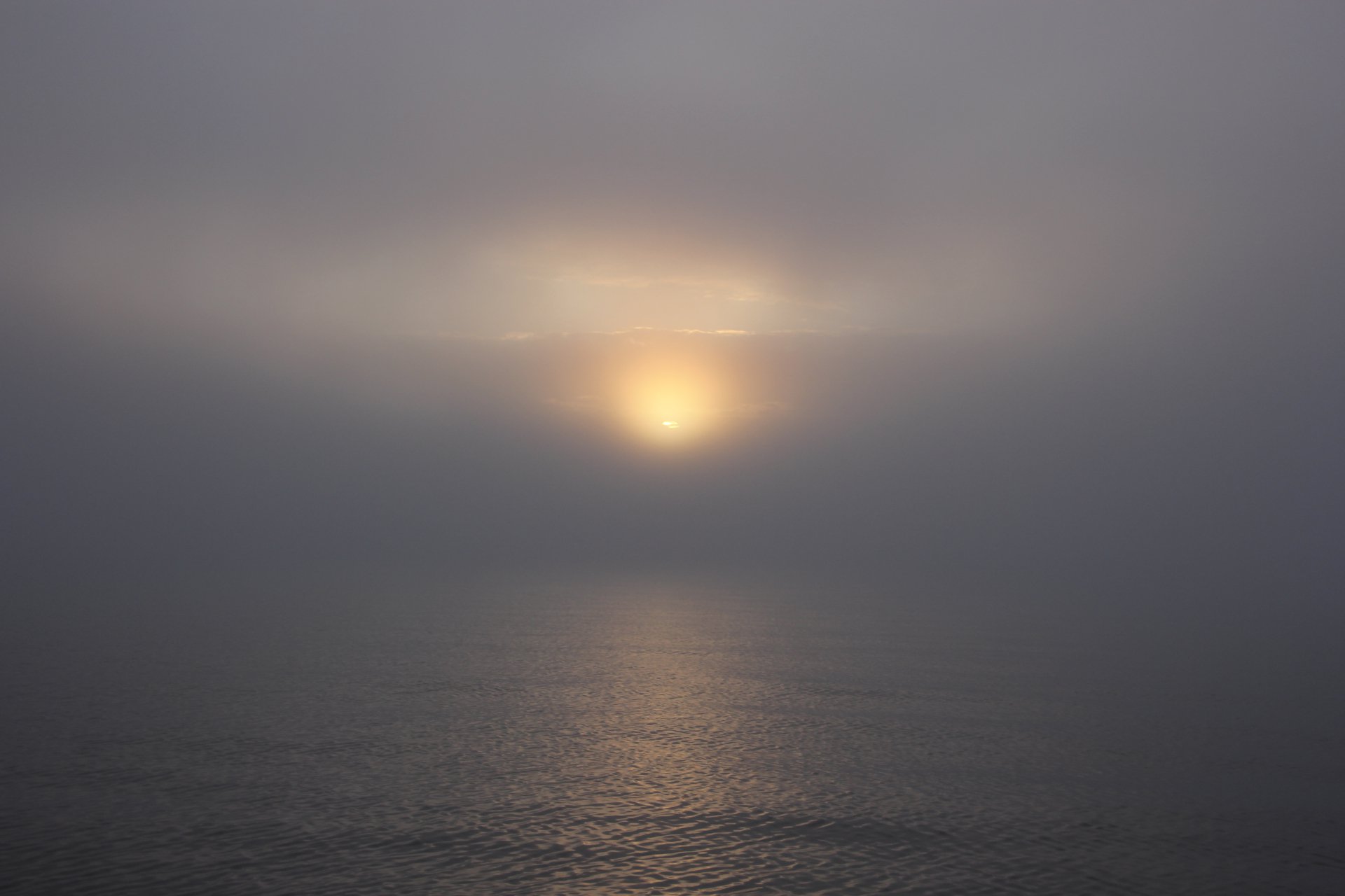 Первые лучи в Пенжинской губе