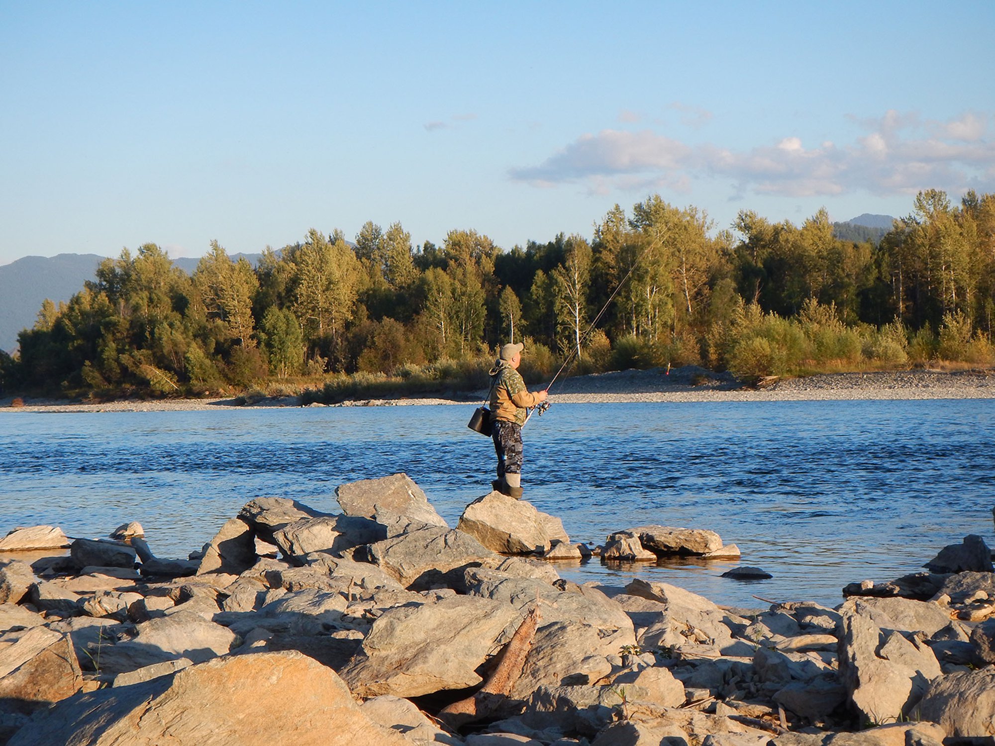 Рыбалка на реке Кокса, Горный Алтай, 2015 г. Фото – Наталья Рязанцева
