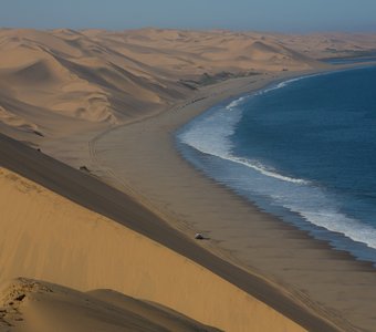 Там, где пустыня встречается с океаном