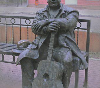 Памятник М.Кругу