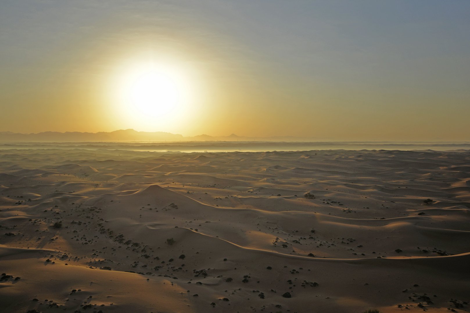 Восход в пустыне