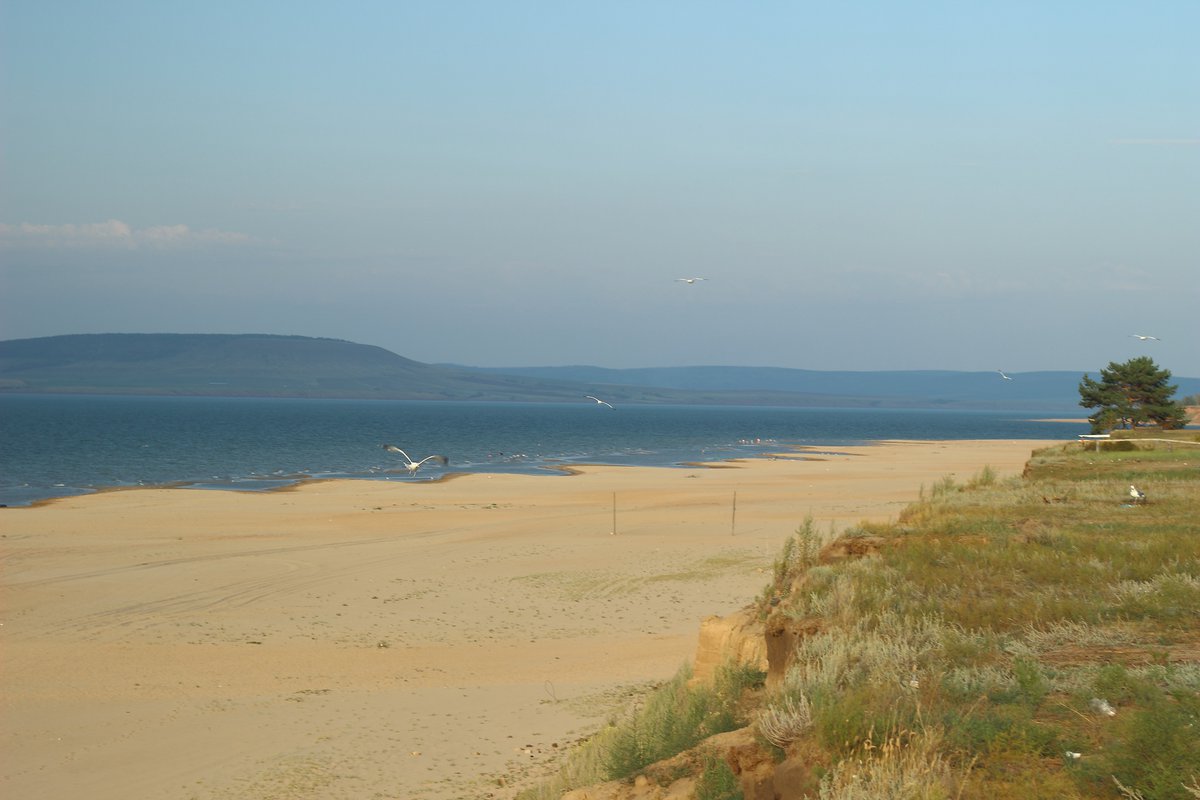 Бирит фото. Братское море иркутск. Братское море золотые пески иркутск. Золотые пески братское водохранилище. Погода бирит иркутская.