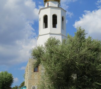 Троицкая церковь в селе Береговое.