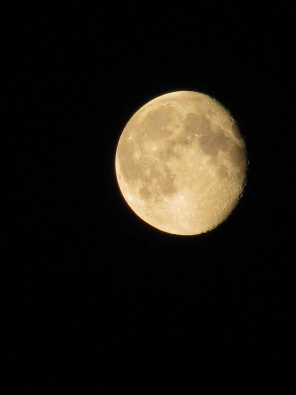 И луна может быть ближе