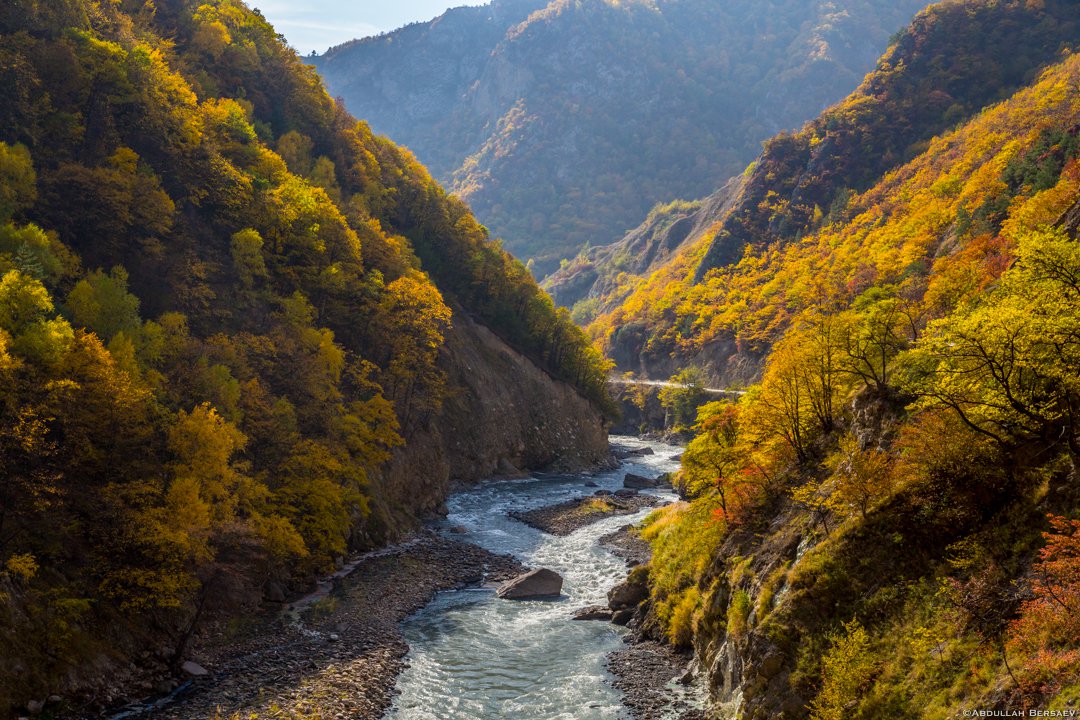 Кавказские горы Чечня