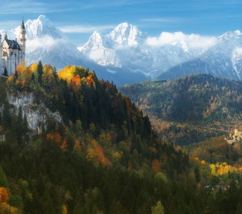 Германия. Замок Нойшванштайн и замок Хоэншвангау панорама.