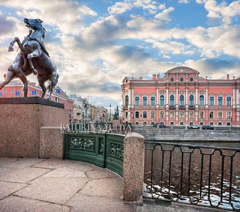 Аничков мост через Фонтанку