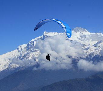 Выше облаков... Величественные Гималаи.
