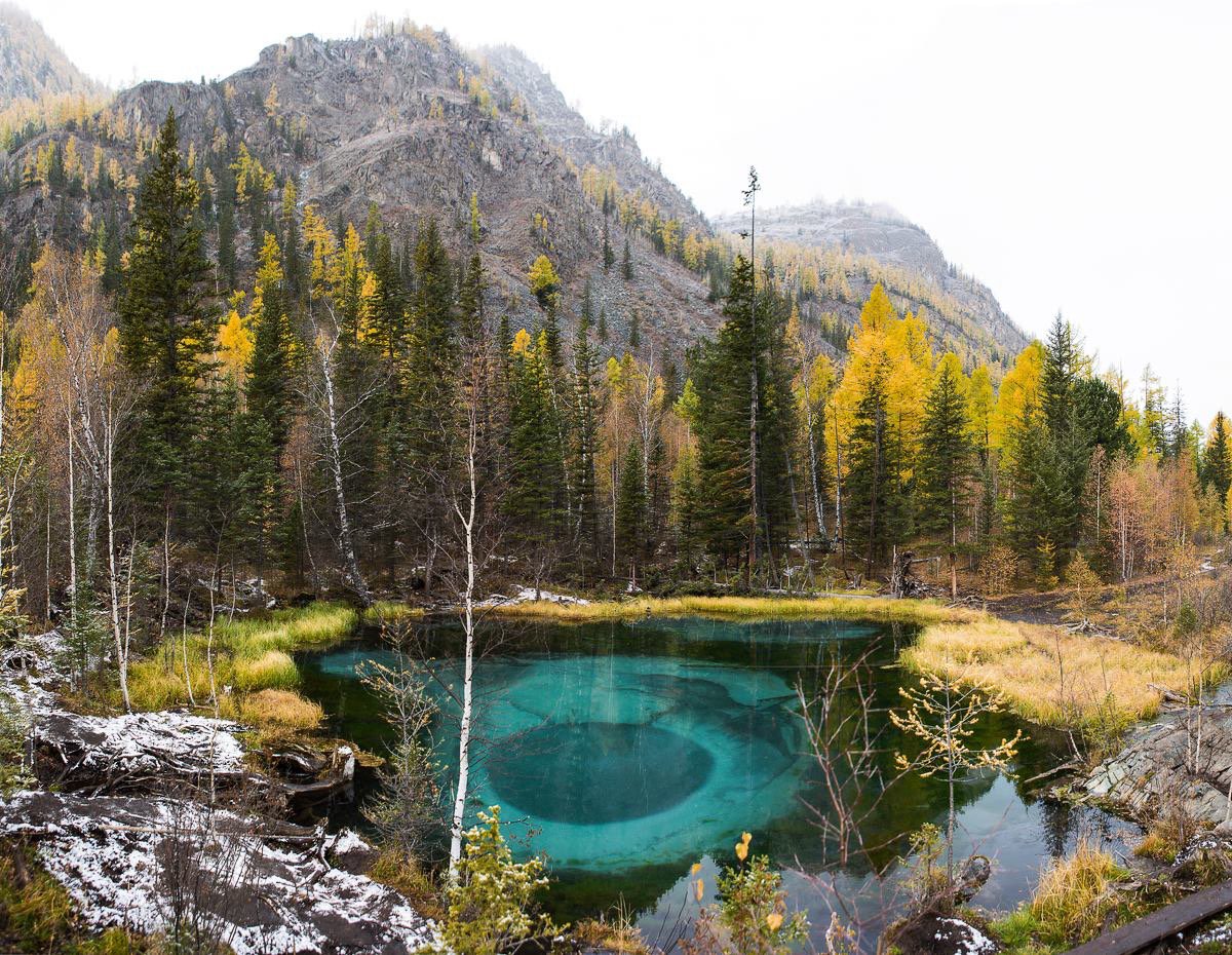 Акташ места. Красные ворота горный алтай. Акташ места. Гора горыня горный алтай. Акташ места.