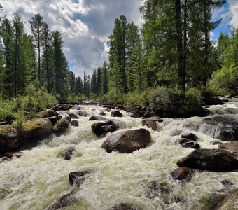 Горная река