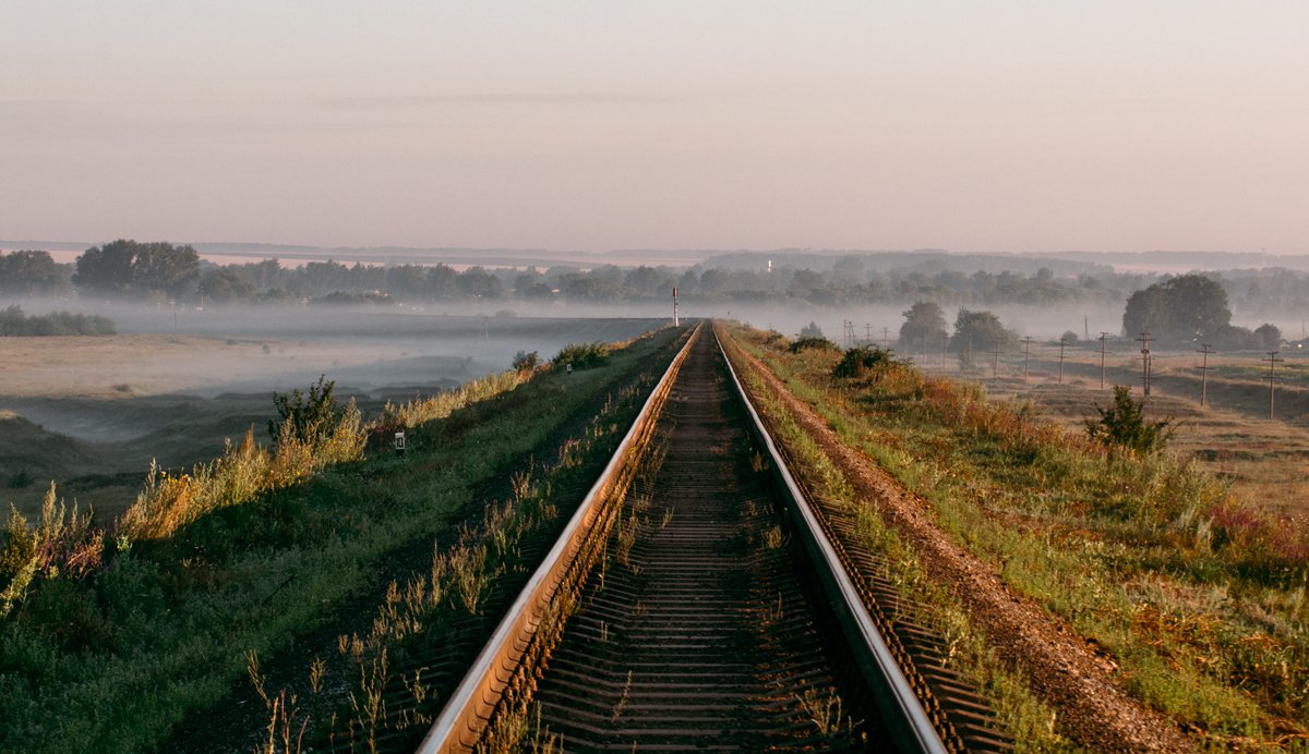 Село пути. Russian Train in Village.