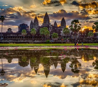 Рассвет у Ангкор Вата