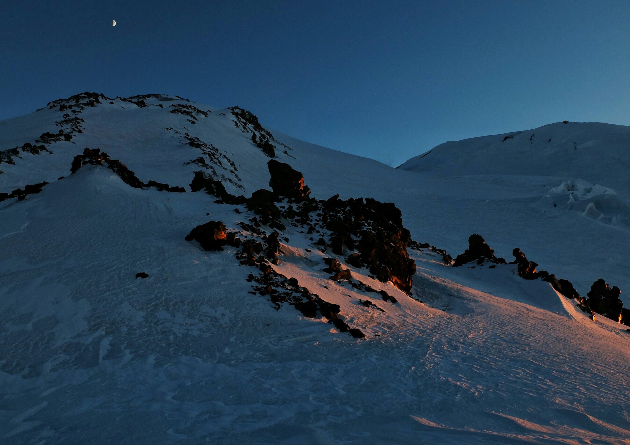 Sun meet moon on Elbrus
