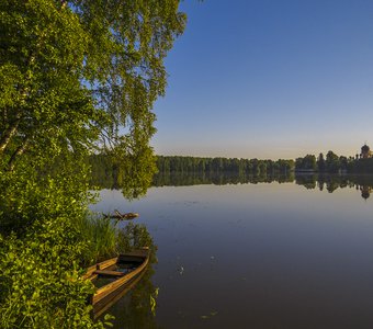 Утро на Введенском озере
