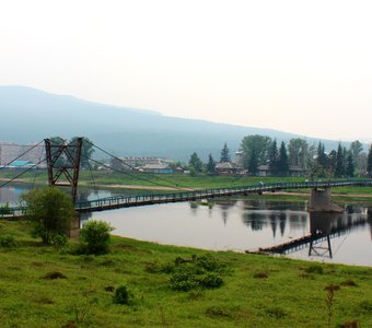 Подвесной мост на Курорт(Усть-Кут)