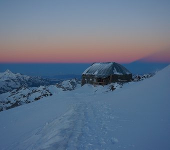 Уют и тепло средь белого безмолвия