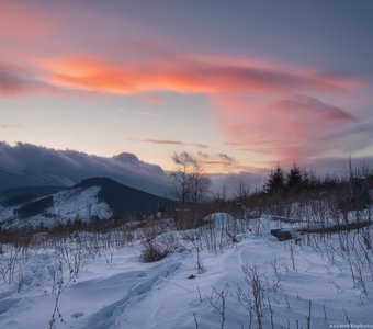 Украина. Закарпатье. Закат у Козьмещика