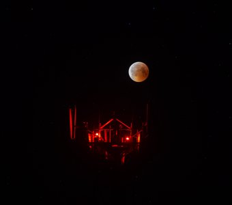 Полное лунное затмение 27.07.2018 г, гора Недреманная, Ставропольский край
