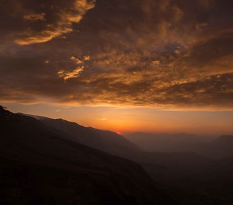 Вид с матласа на закате , Хунзахский район