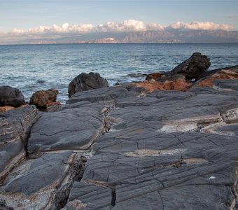 Каменистый берег острова Крит. Греция.