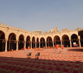 В мечети Амра ибн аль-аса