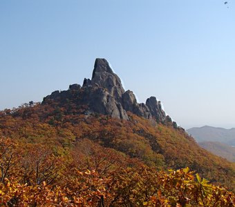 Скальный комплекс "Замок" в Южном Приморье