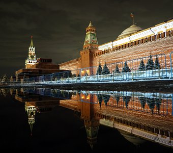 Red square. Reflection.  Moscow. 2016