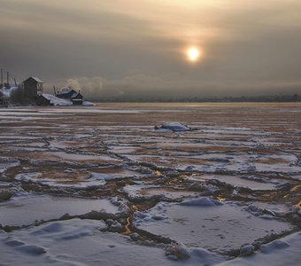 Онего замерзает