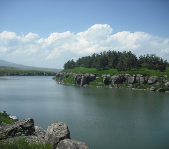 Апаранское водохранилище. 2010 г. Армения