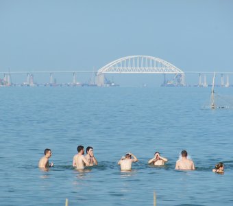 Крымский мост и крымчане