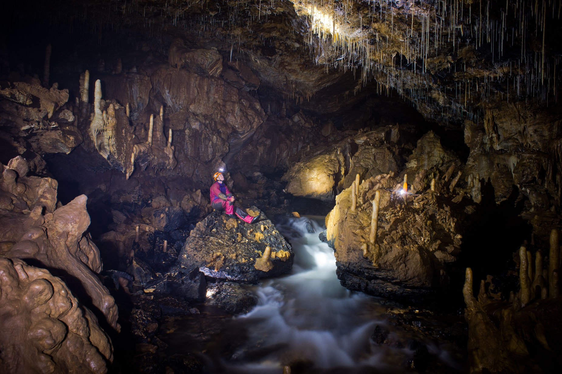 подземный мир пещер Кавказа