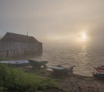 Туман на озере Селигер