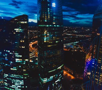 Ночная Moscow-city