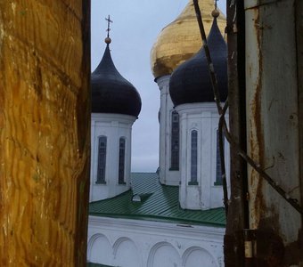 Колокольня Троицкого Собора Псковского Кремля