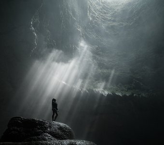 Пещера Джомбланг
