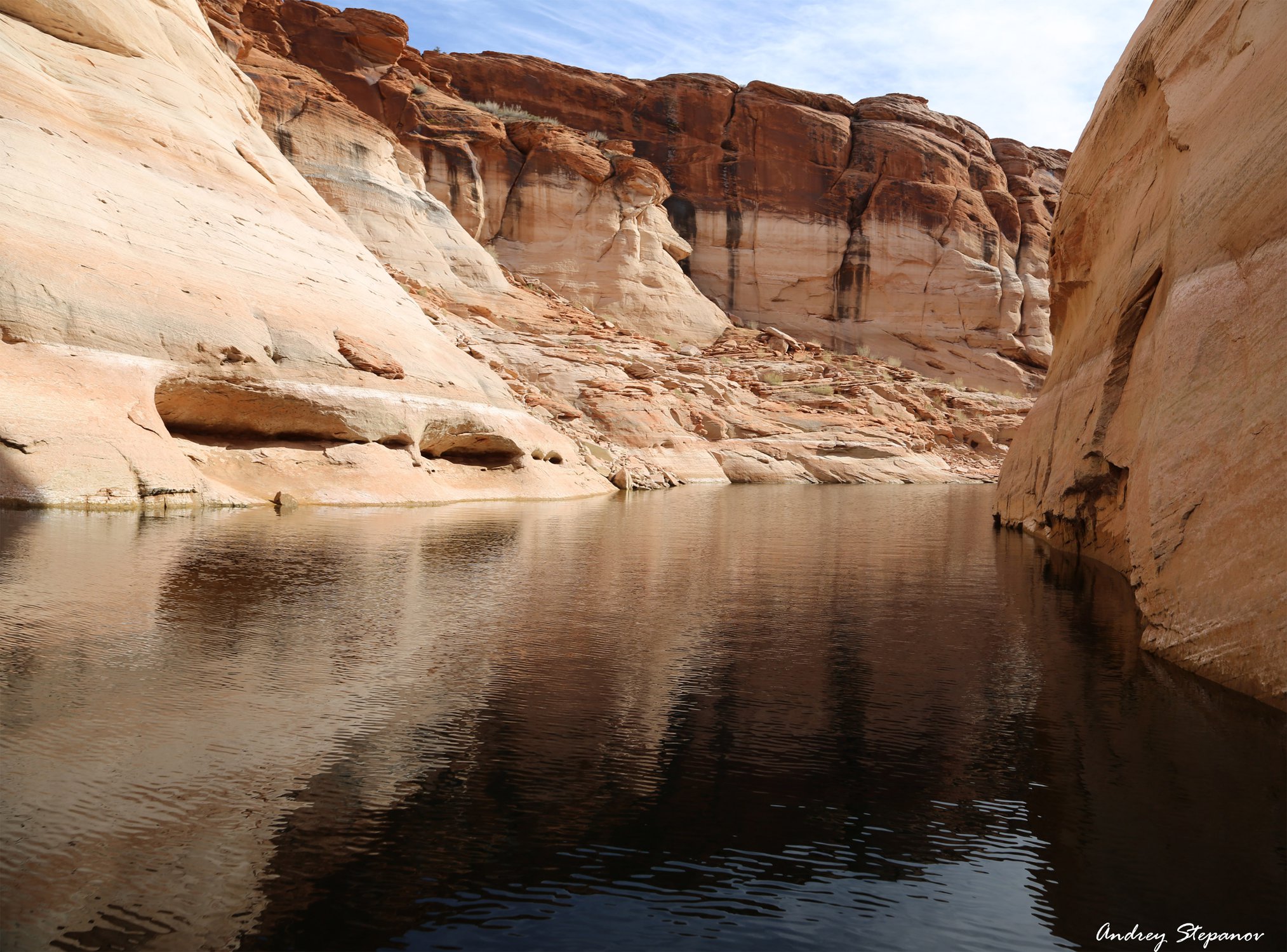 Нежно-розовые скалы - Glen Canyon, озеро Powell